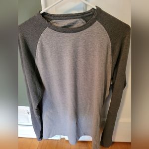 Men's Banana Republic Longsleeve Softwear Tee Size Medium
